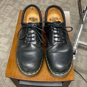 Dr. Martens Men's 8053 Oxford Black Size 11
